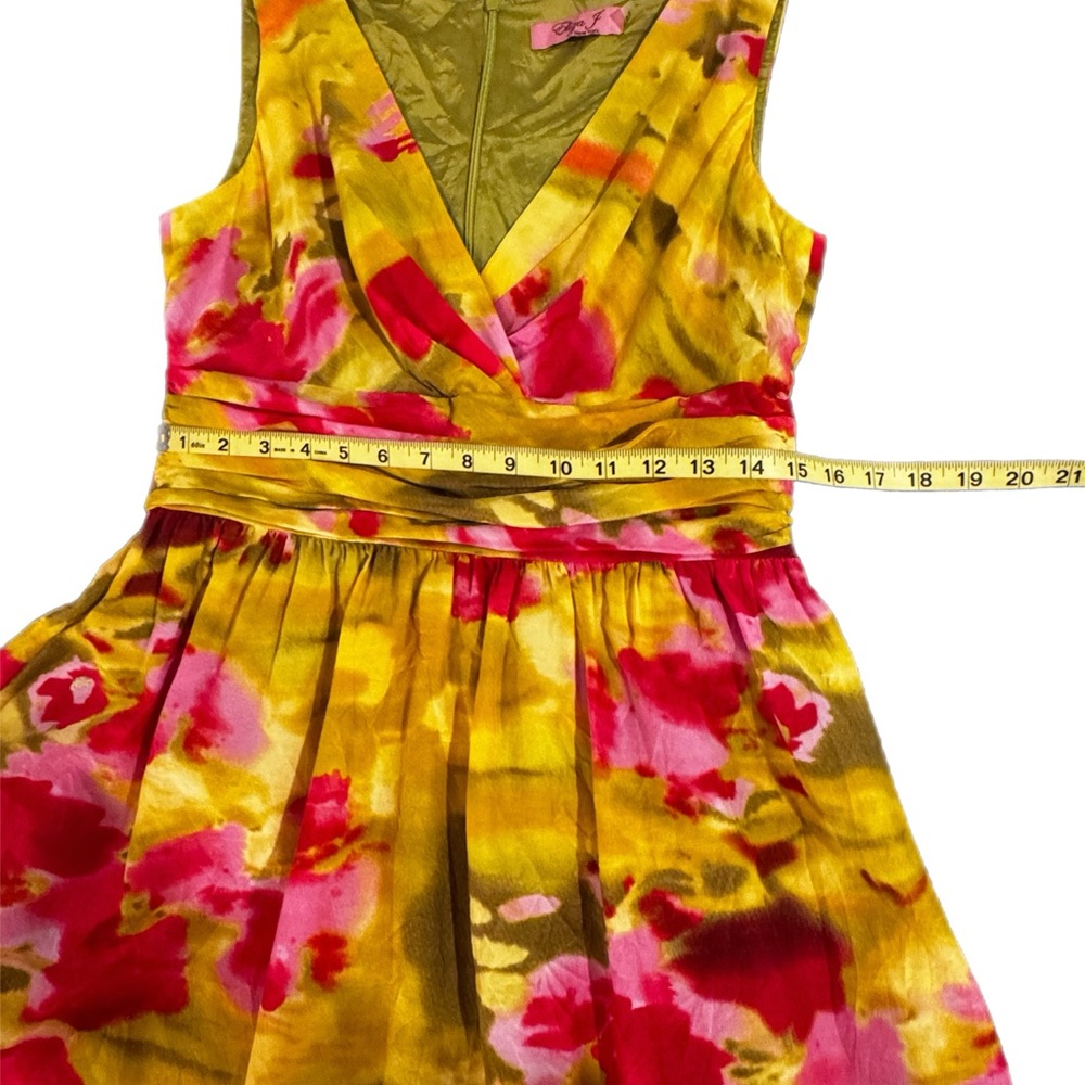 Vibrant Floral Yellow/Green and Pink Women's Sleeves Dress Eliza J Size 10 - Picture 4 of 8